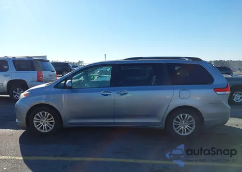 2011 Toyota Sienna Xle V6 из США, поврежденный, VIN 5TDYK3DC6BS005223